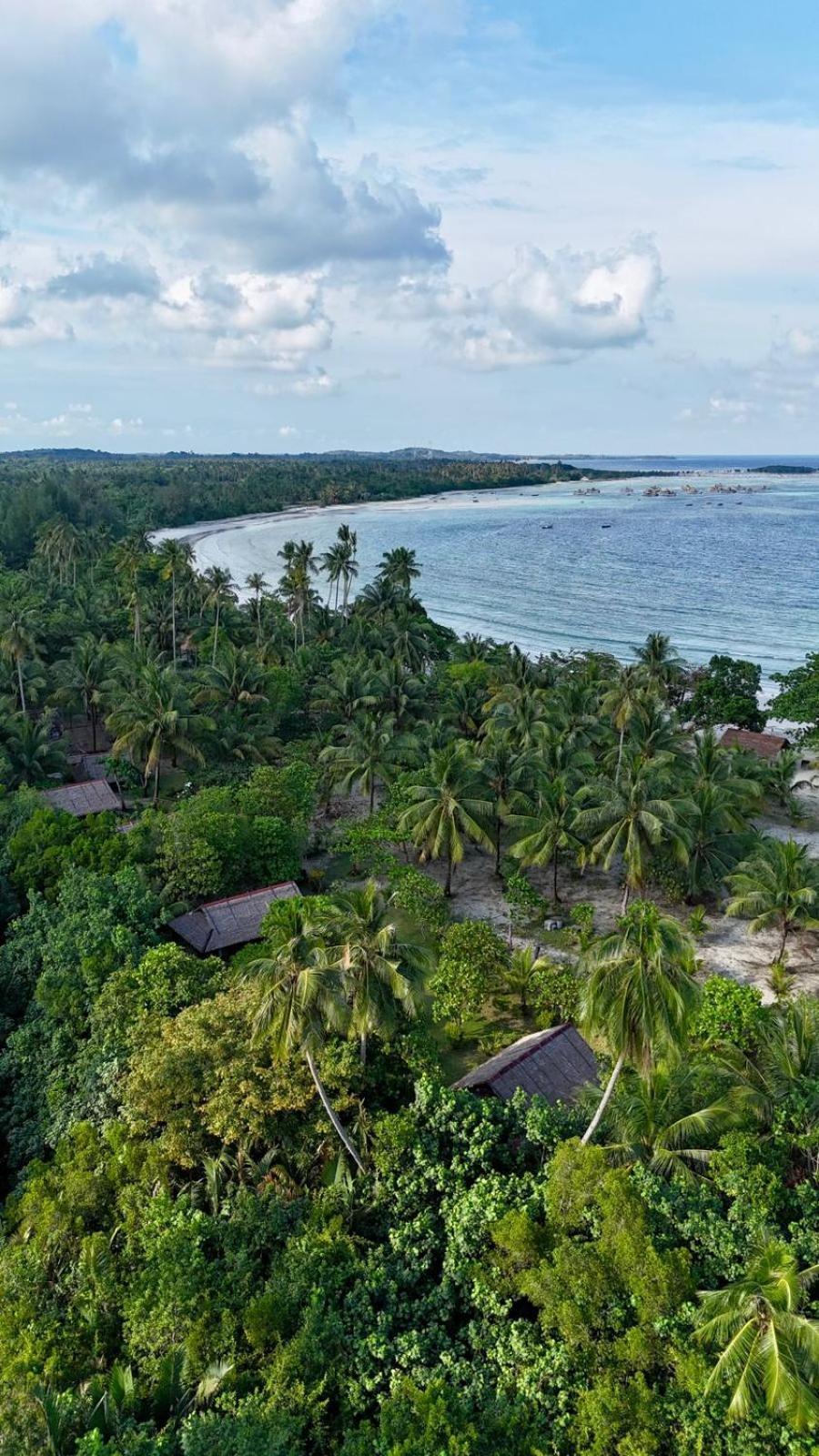 Mutiara Beach Resort Berakit Extérieur photo