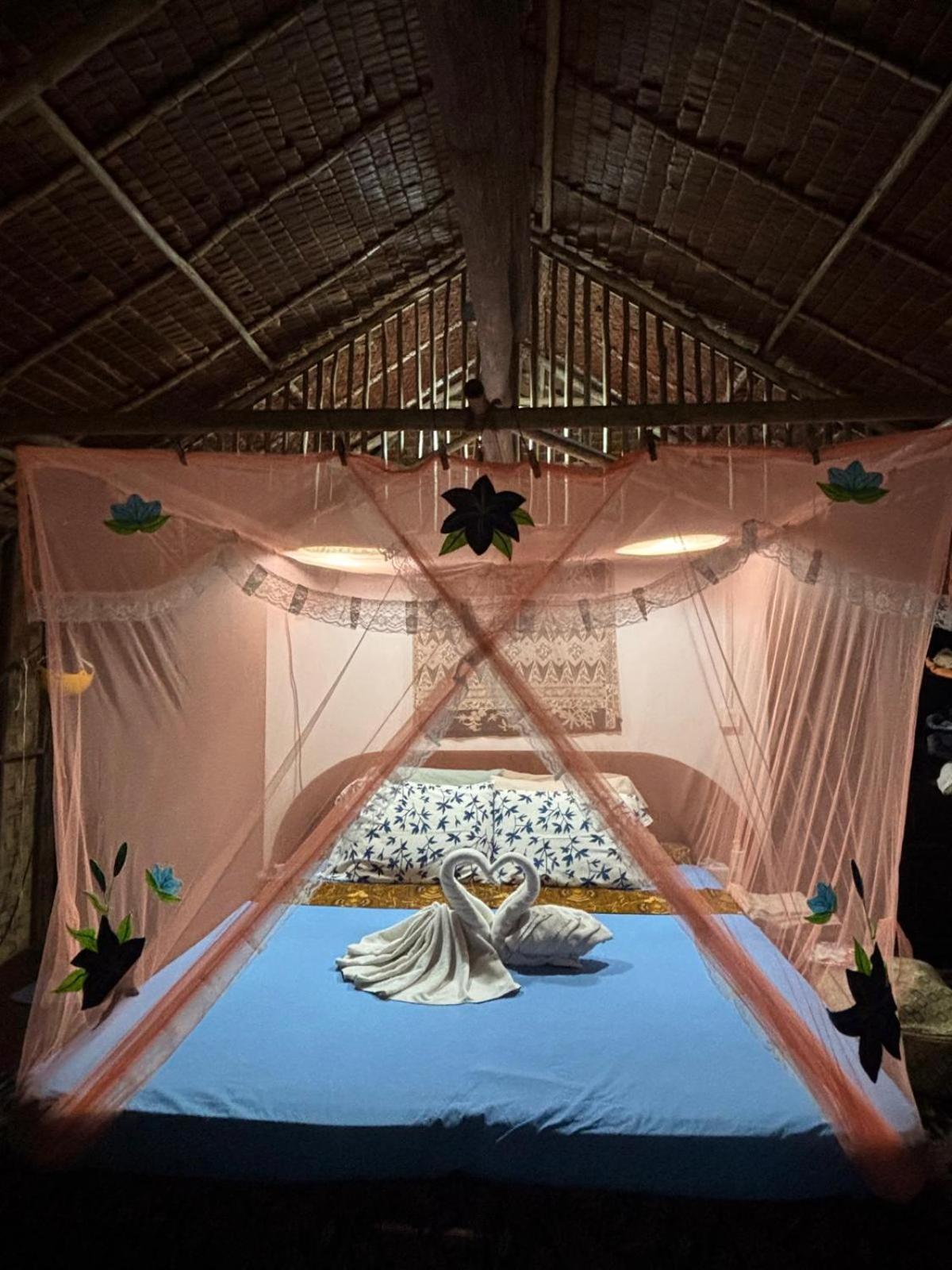 Mutiara Beach Resort Berakit Extérieur photo